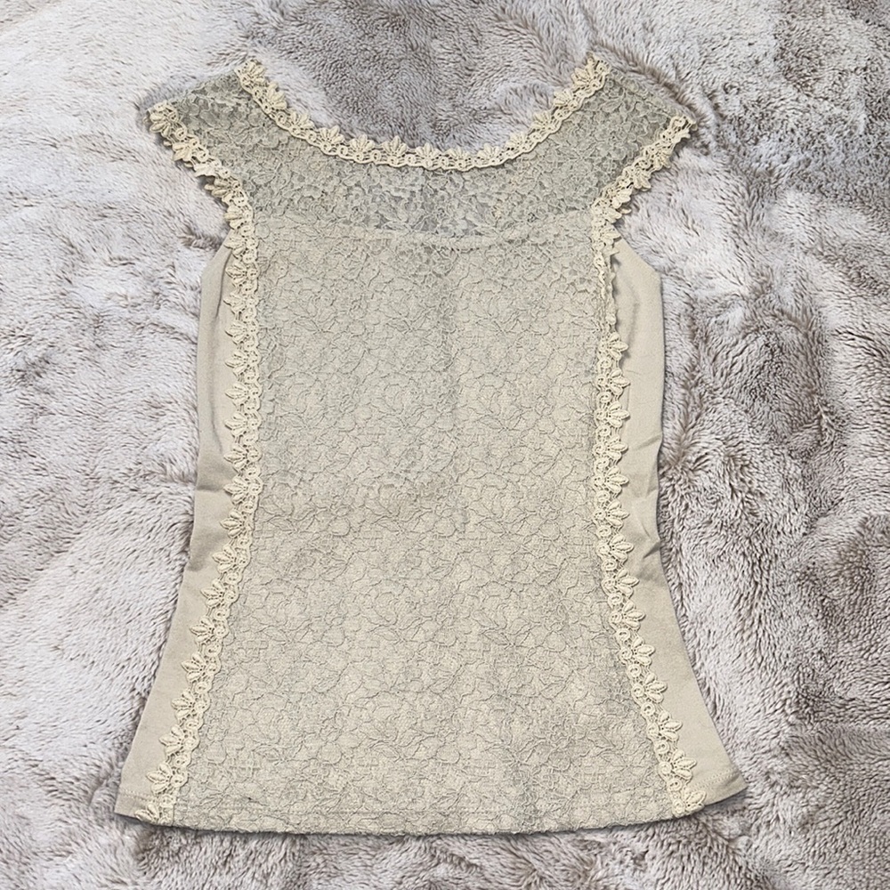 Express lace top